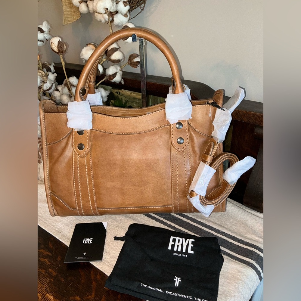 NWT Frye Melissa Leather Beige Brown Satchel Crossbody Handbag Bag Retail $388 - Picture 2 of 16